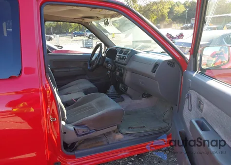 2000 Nissan Frontier Xe z USA, uszkodzony, nr VIN 1N6DD26S2YC344544